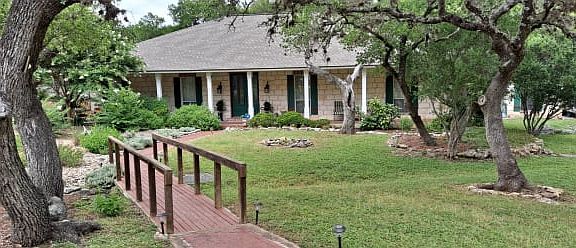 5th image of 15 Shady Grove Ln