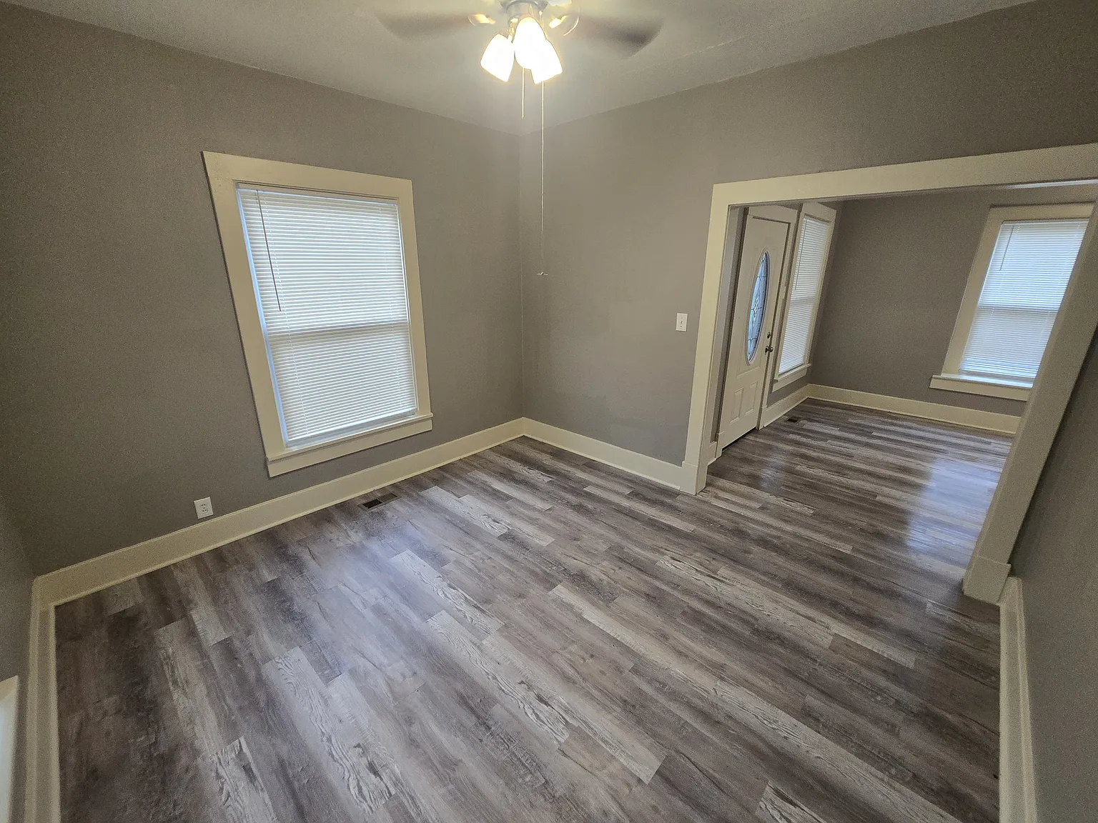 2 bed, 792 sqft, $1,200 — Photo 3