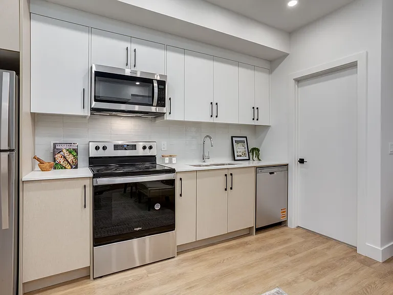 1805 19th Ave NW #103B — Photo 12