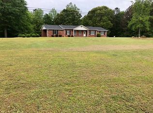 380 Babrack Rd, Newnan, GA 30263