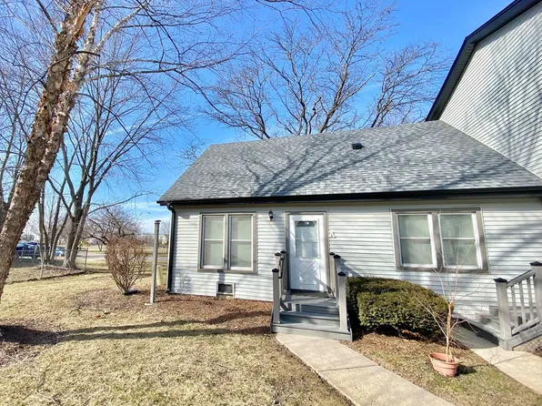 1888 Carnation Ct Unit A, Aurora, IL 60506
