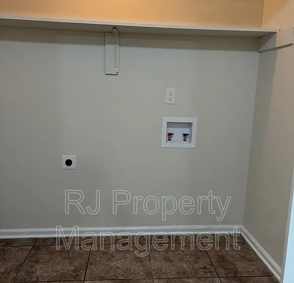 4350 Ann Arbor Ln — Photo 13