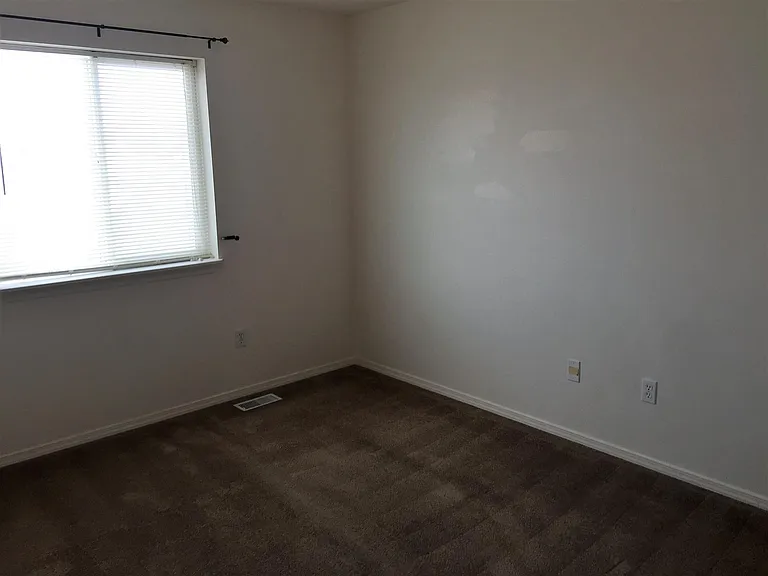 1172 SW Lost Trail Dr — Photo 6