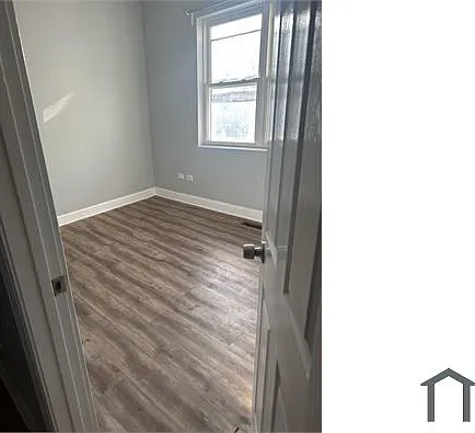2923 W Arthington St #2 — Photo 3