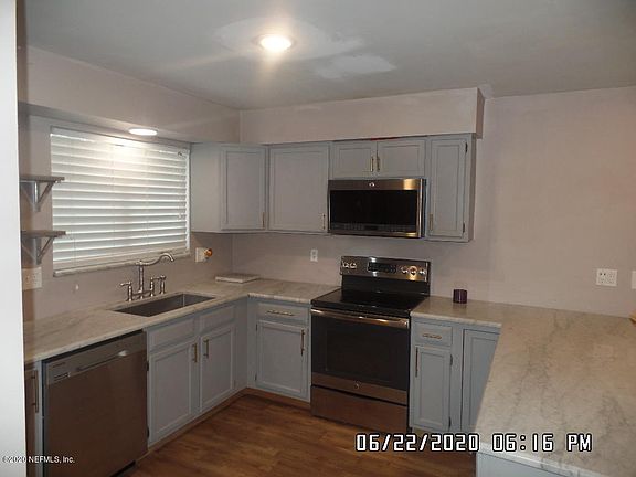 2nd image of 8230 Pepperwood Dr