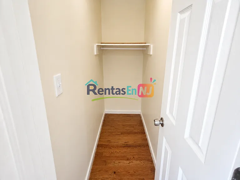 85 Littleton Ave #3B — Photo 5