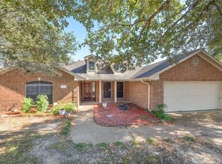 2925 Mirrormere Cir, Bryan, TX 77807