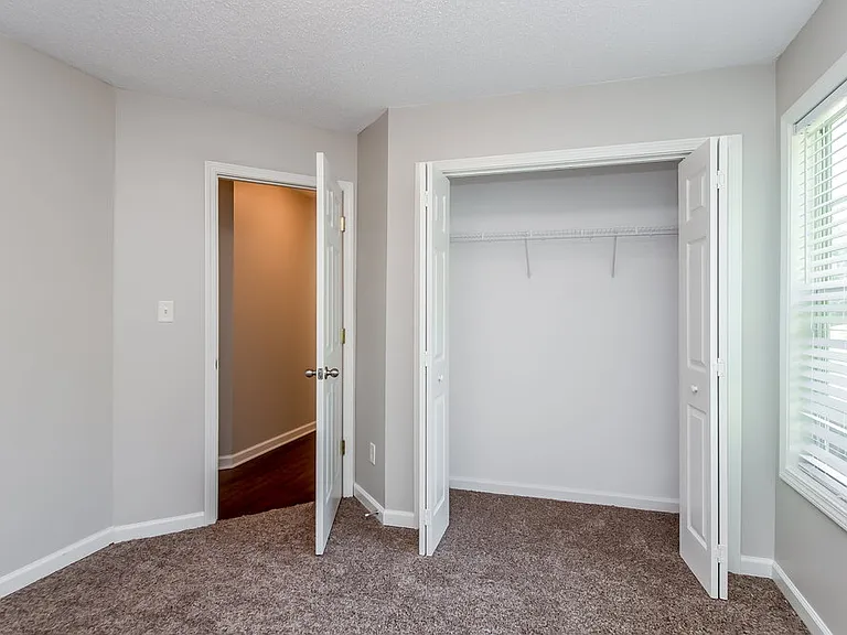 2037 Reserve Pkwy — Photo 13