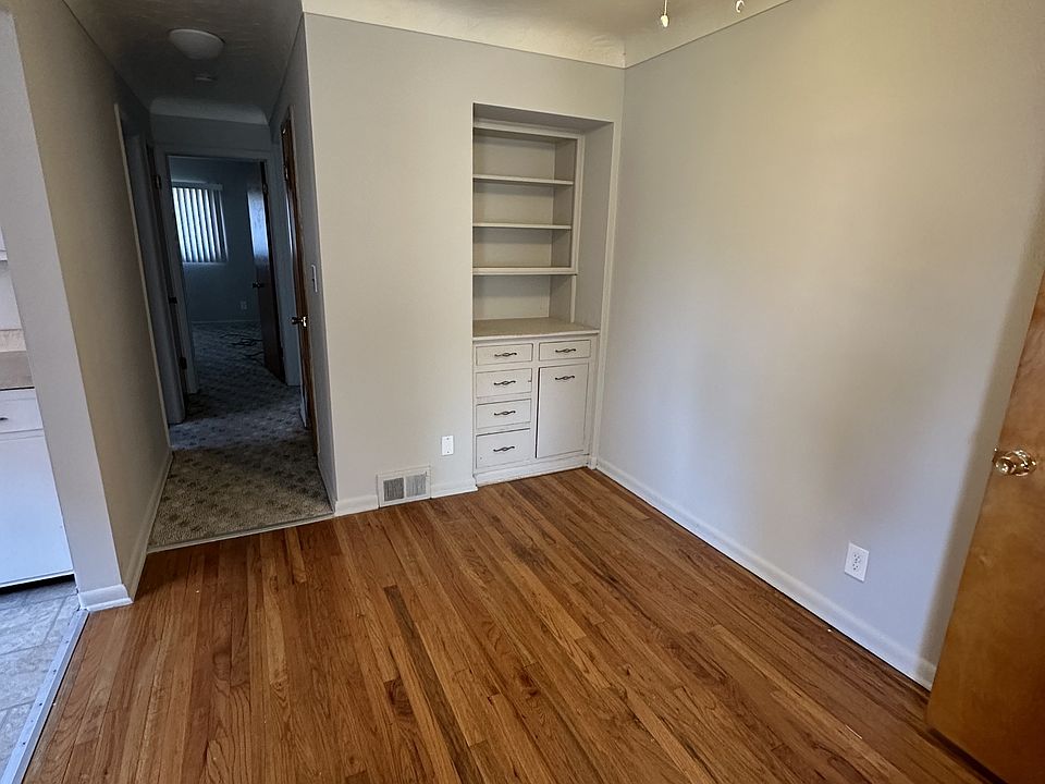 1st image of 17840 Lakeshore Blvd #11286232