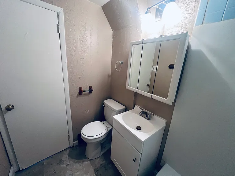 7007 McClure Ave #1L — Photo 9