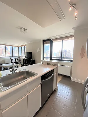 Rented by Corcoran | media 20
