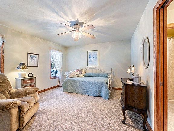 5th image of 2783 Arbor Dr