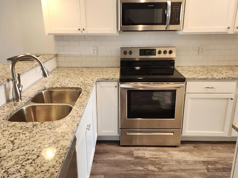 1815 Fox Den Way #3 — Photo 10