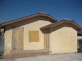 1st image of 639 W 14th St