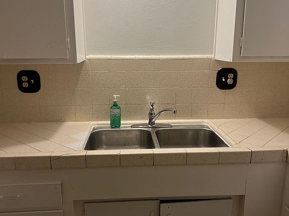 2nd image of 7116 Villa Dr #7116