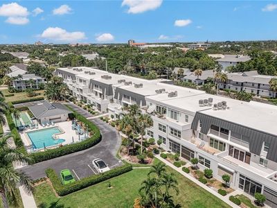 4200 Belair LN #105, Naples, FL, 34103