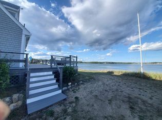45 Jefferson Shores Rd, Buzzards Bay, MA 02532