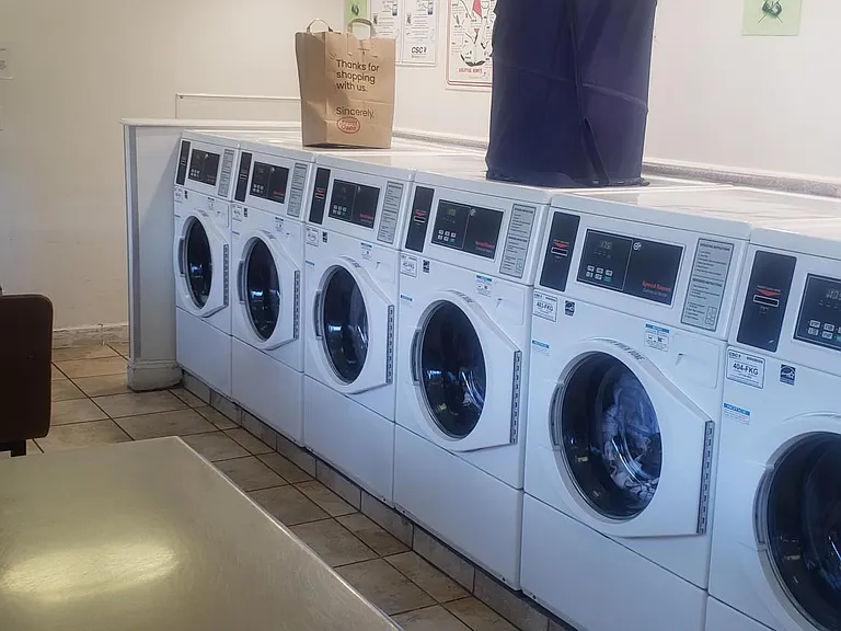 Spacious laundry