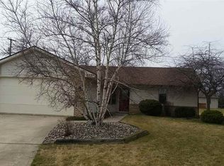 8227 Shadeland Ct, Fort Wayne, IN 46825