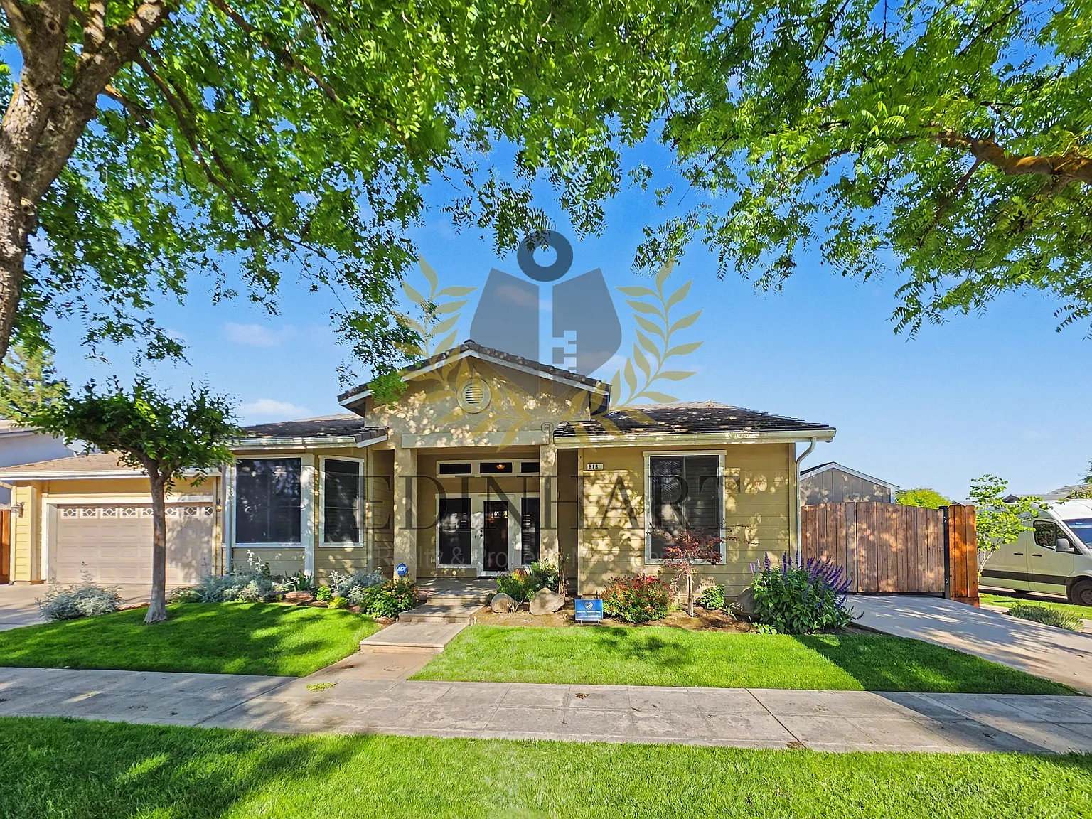 818 South Apple Avenue - 1 — Photo 4
