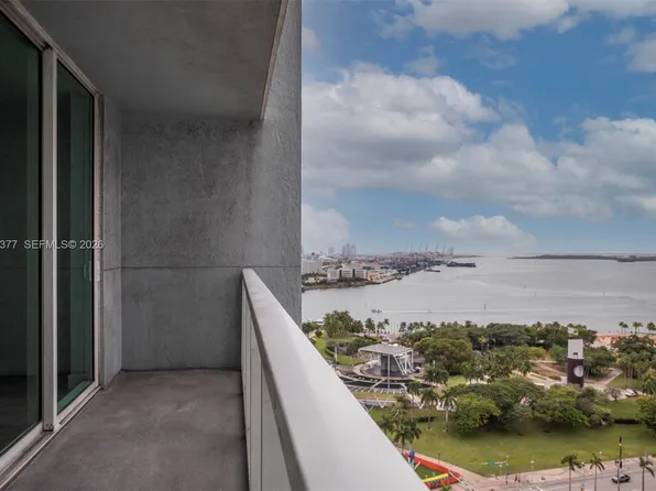 244 Biscayne Blvd APT 2107, Miami, FL 33132