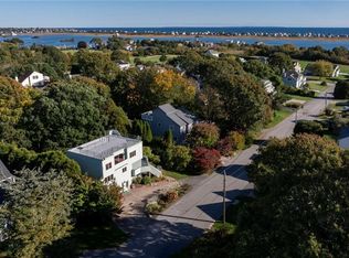 8 Pondview Ave, Westerly, RI 02891