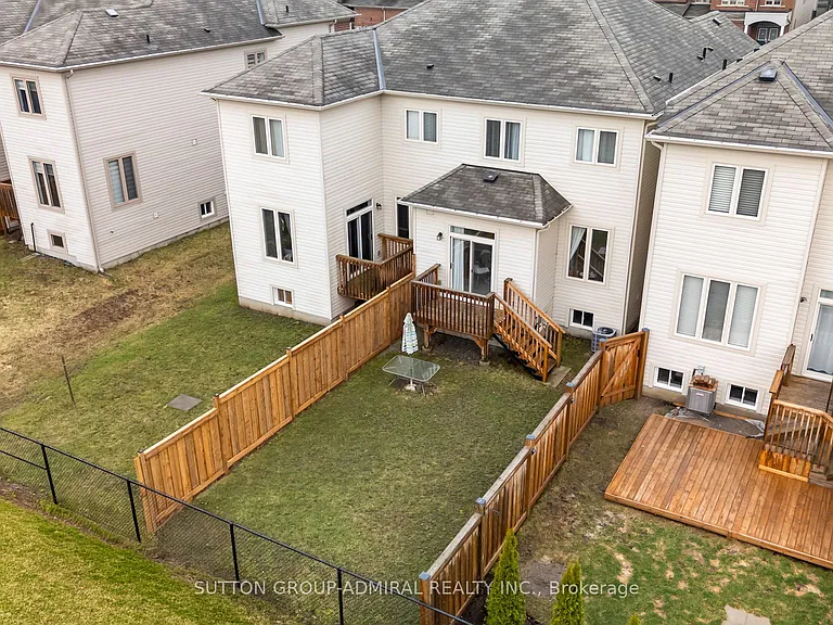 23 Greenwood Dr — Photo 37