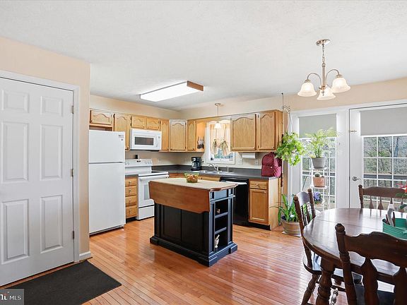 2nd image of 1158 Drummer Hill Rd