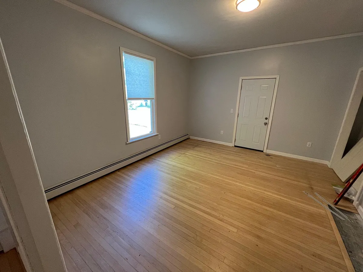 Building Photo - 409 Hammond St #1