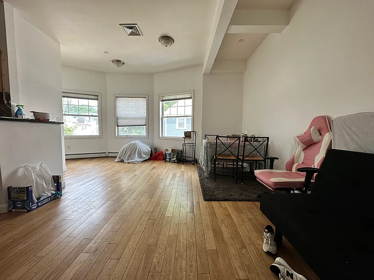 190 Summer St #404 — Photo 2