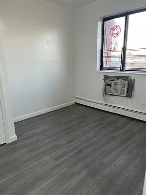 Rented by E Realty International Corp | media 2