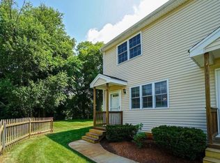 89 W Carpenter St #3, Attleboro, MA 02703