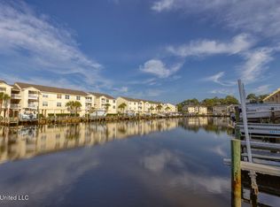 2421 Beach View Dr #F01, Ocean Springs, MS 39564