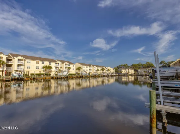 2421 Beach View Dr #F01, Ocean Springs, MS 39564