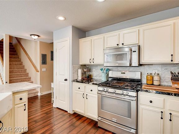 5th image of 7736 Brilliant Forest St