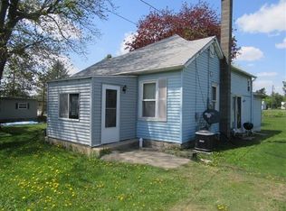 606 E Washington St, Warren, IL 61087