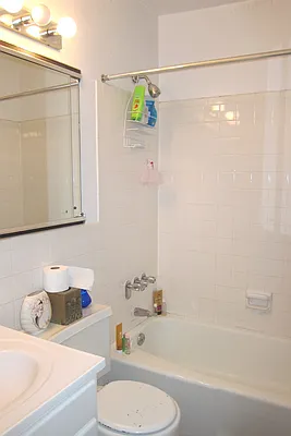 Rented by City Connections Realty | media 19