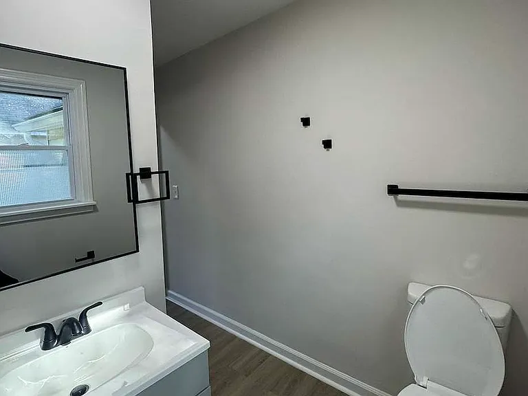 2217 Hamburg Pike — Photo 13