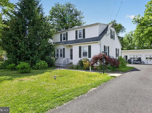 3438 E Orvilla Rd, Hatfield, PA 19440
