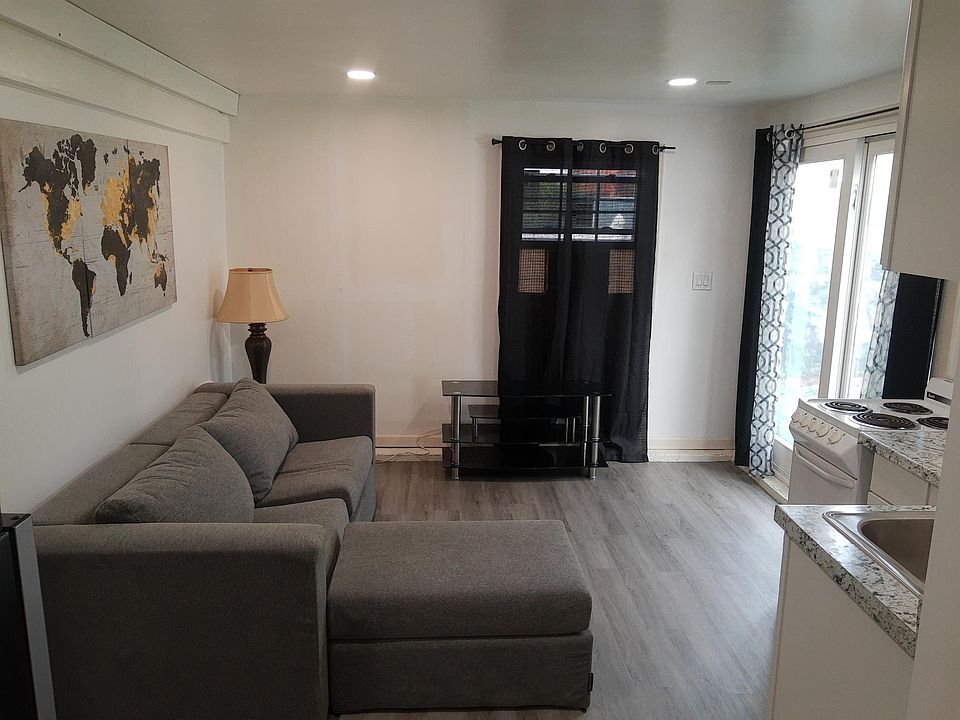 1st image of 543 Middle St