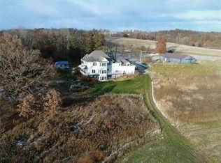 S7073 Aikins Rd, Readstown, WI 54652