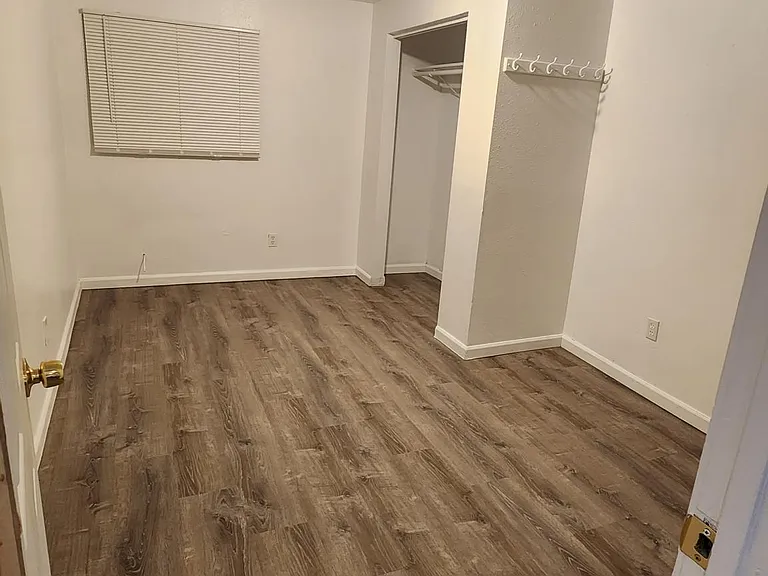 8532 SE Woodstock Blvd — Photo 15