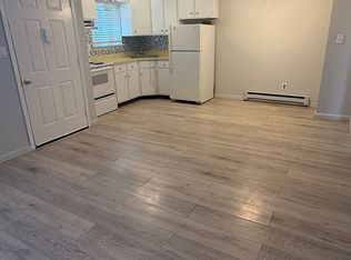 47 Park Centre Dr, Amityville, NY 11701