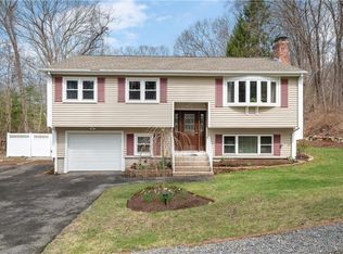 1455 Iron Mine Hill Rd, North Smithfield, RI 02896