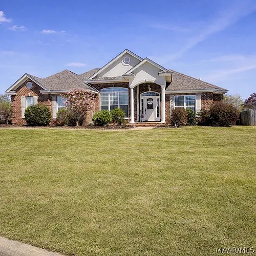428 Maribeth Loop Photo 1