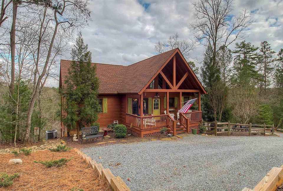 1st image of 120 Crystal Ln #3271