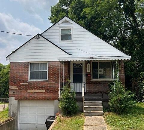 2nd image of 587 Rosemont Ave