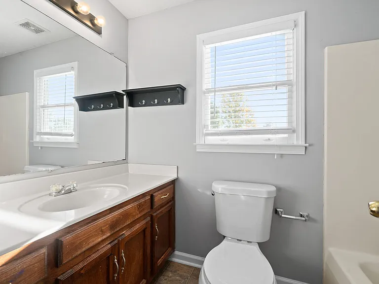 3737 Heather Dr — Photo 6