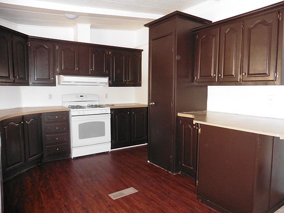 5th image of 1456 E Philadelphia Ave #395