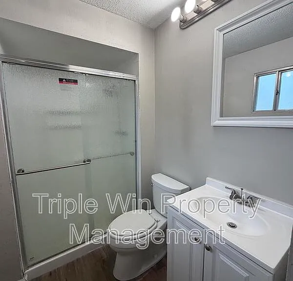 2372 Rockymont Dr — Photo 31